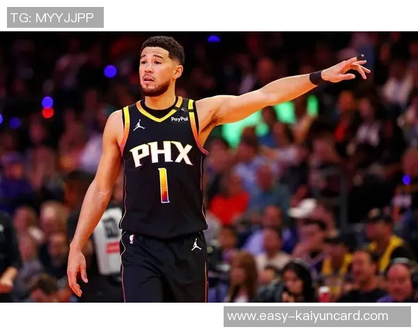 太阳主帅透露布克已恢复训练将持续评估其出战雷霆的可能性 太阳主帅透露布克已恢复训练将持续评估其出战雷霆的可能性